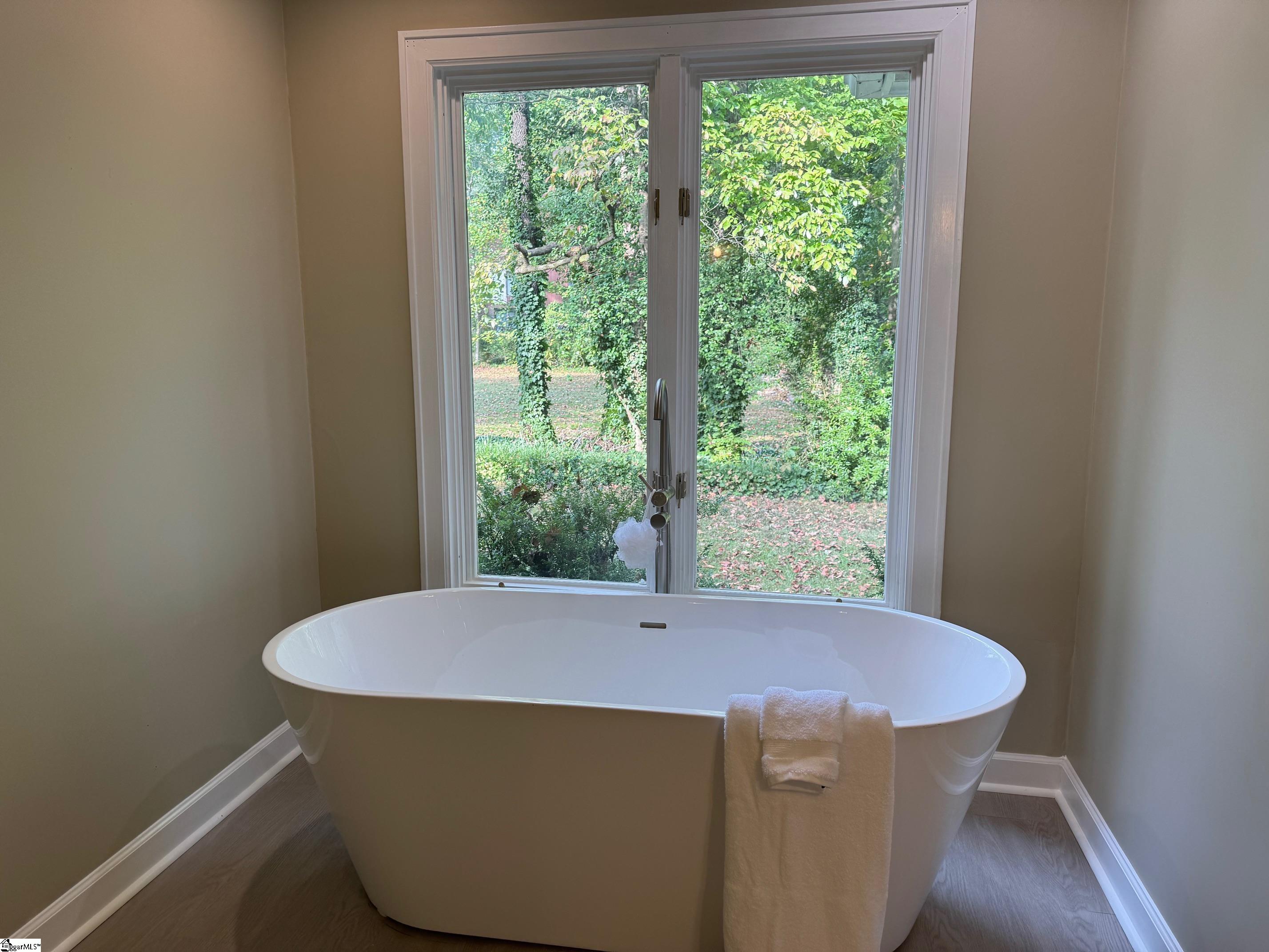 21 Kensington Road Greenville, SC 29617 - Photo 35 of 40