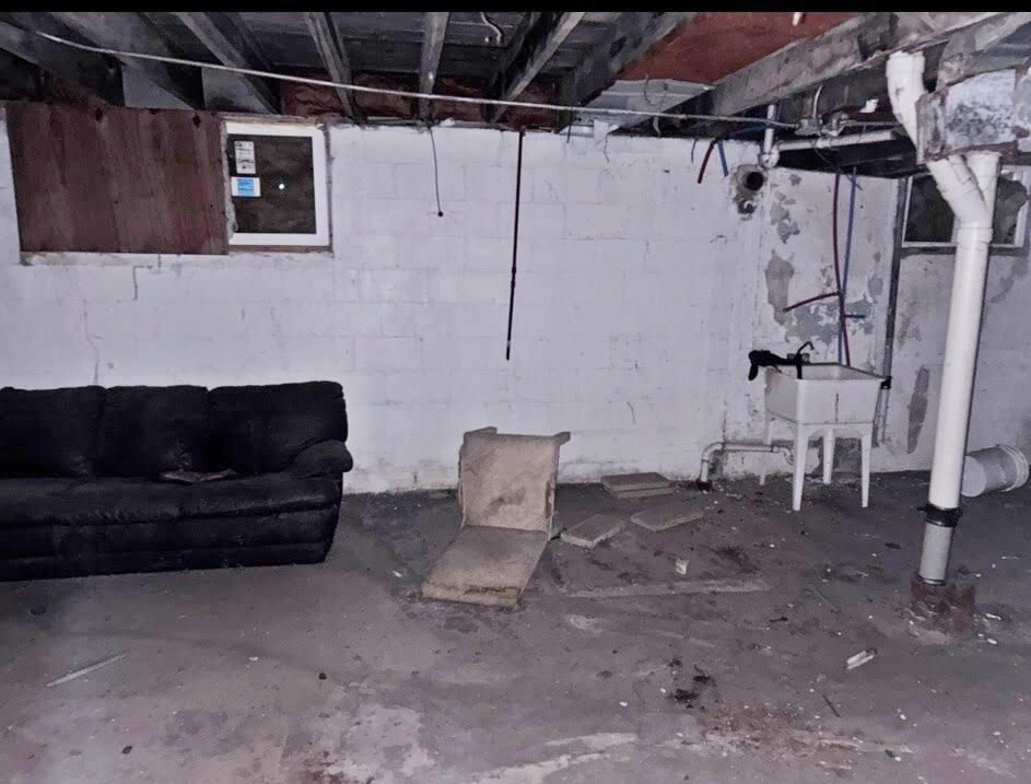 4195 Madison Street Gary, IN 46408 - Photo 6 of 6