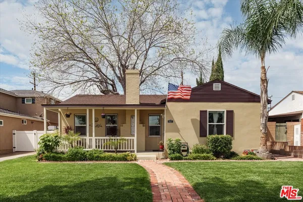 $1,125,000 | 1527 North Avon Street, Burbank, CA 91505