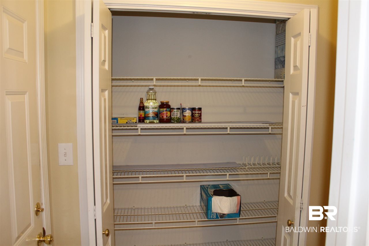101 Pennbrooke Loop Foley, AL 36535 - Photo 18 of 43 Pantry