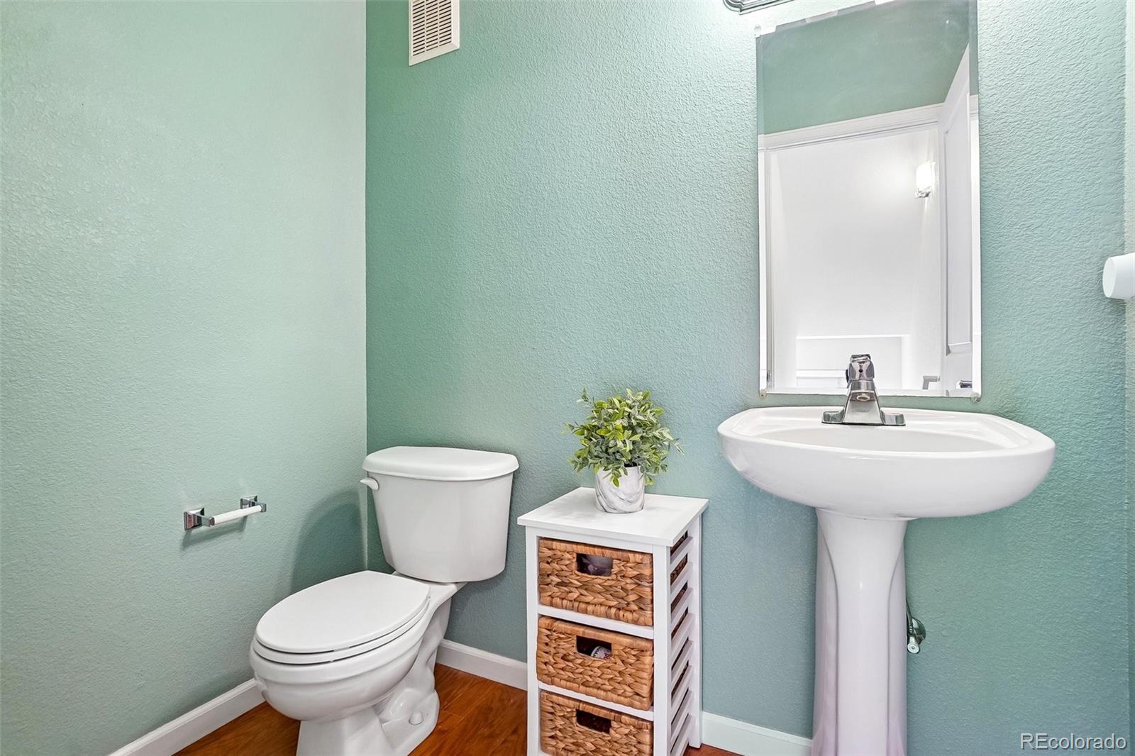 84 Spruce Street, Unit 305 Denver, CO 80230 - Photo 13 of 40
