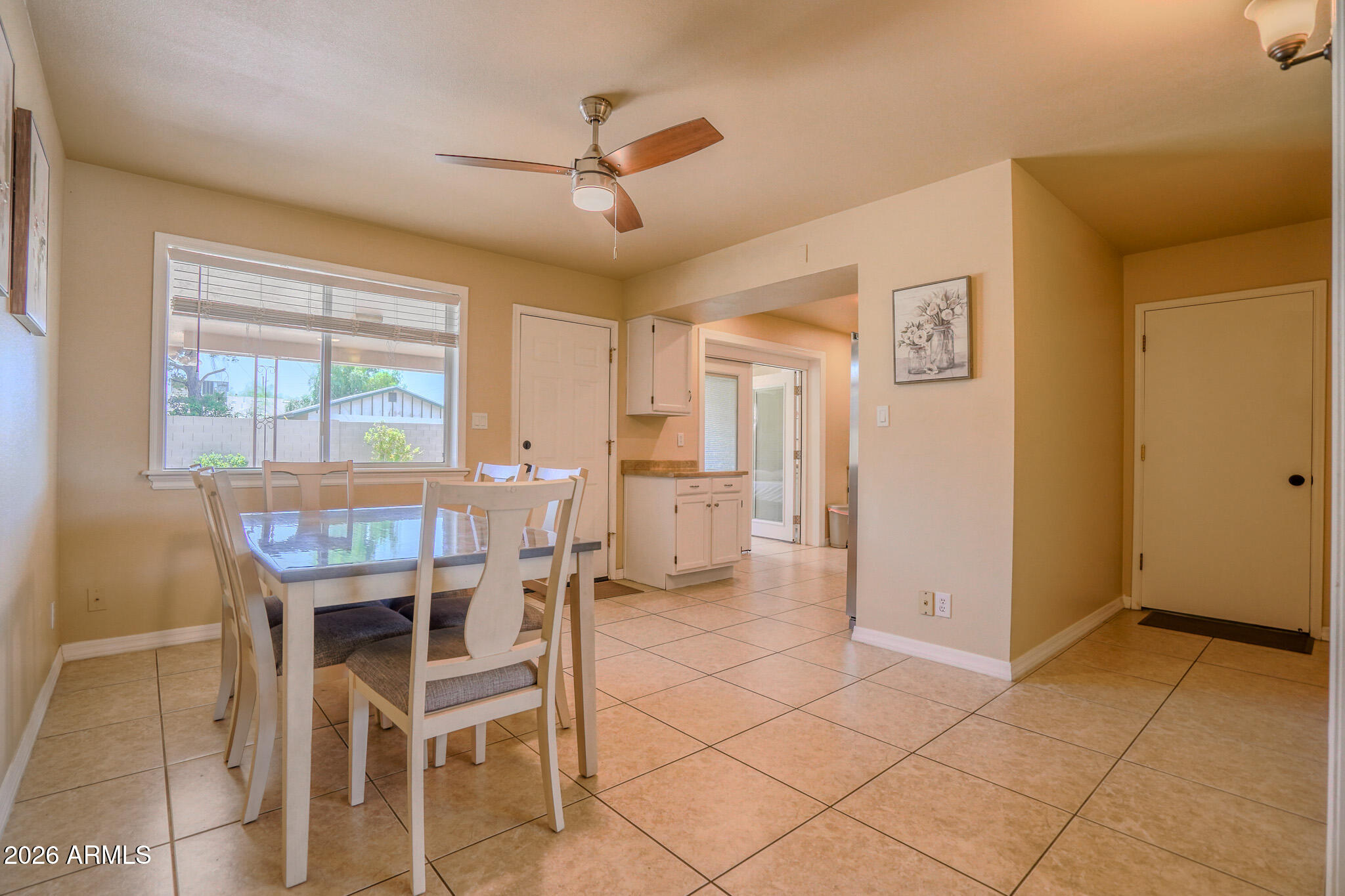 845 West Romo Jones Street Tempe, AZ 85281 - Photo 10 of 32 DSC00056-HDR