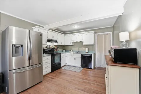 $215,000 | 609 East Bristol Lane, Olathe, KS 66061