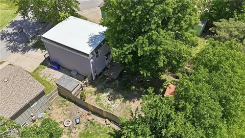 $215,000 | 609 East Bristol Lane, Olathe, KS 66061