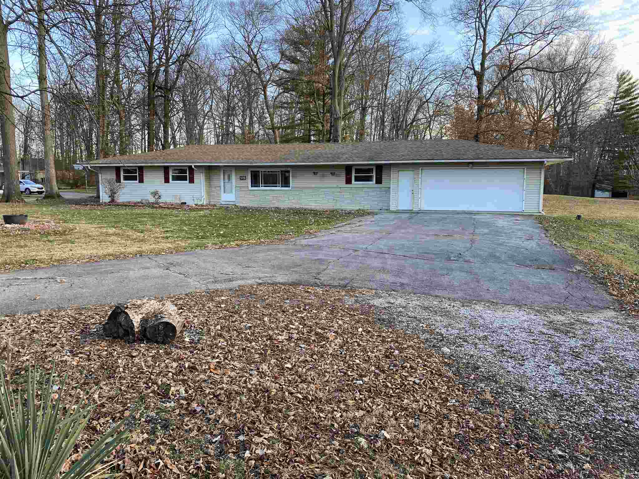 1419 Simon Road Huntertown, IN 46748 - Photo 7 of 35