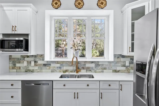 $949,000 | 2905 Bayshore Vista Drive, Tampa, FL 33611