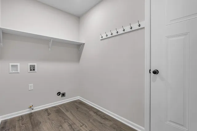 $399,900 | 1611 Elderberry Street Southeast, De Motte, IN 46310