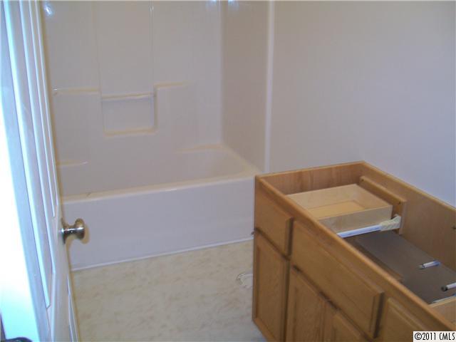 2252 Cedar Road York, SC 29745 - Photo 6 of 15