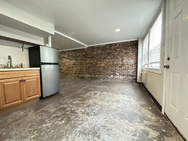 $800 | 610 North 2nd Street, Unit 10, Clarksville, TN 37040