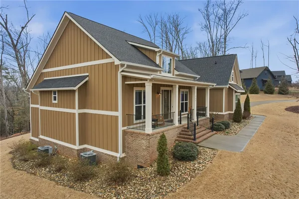 $1,299,000 | 555 Riverstead Drive, Marietta, SC 29661