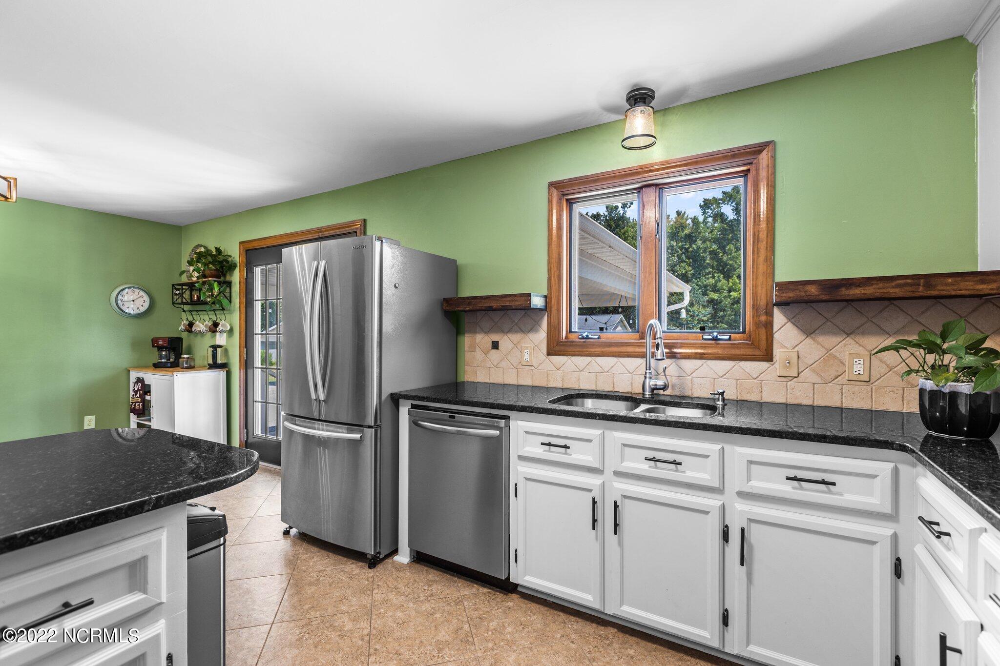 227 Tilghman Road Dover, NC 28526 - Photo 24 of 38 24-web-or-mls-IMGL9496