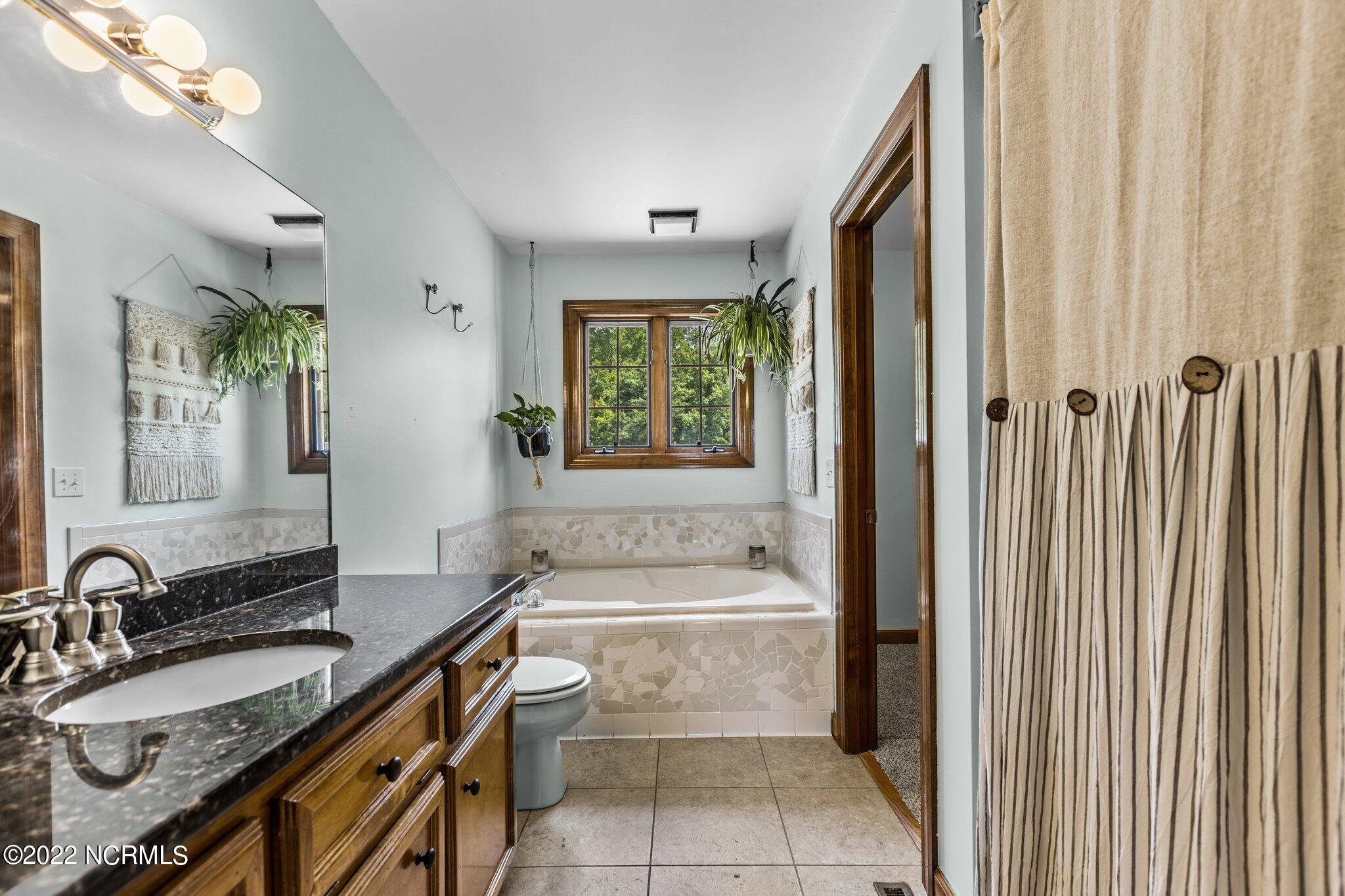 227 Tilghman Road Dover, NC 28526 - Photo 36 of 38 36-web-or-mls-IMGL9529