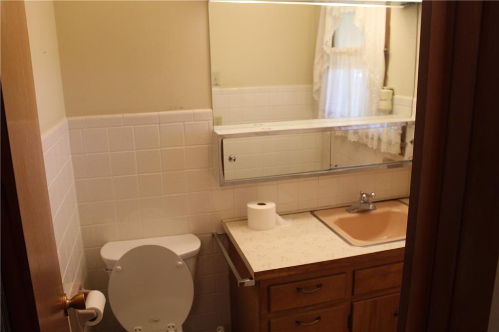 1104 North Walnut Street Iola, KS 66749 - Photo 17 of 18