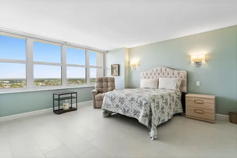 $2,895,000 | 2800 South Ocean Boulevard, Unit 22M, Boca Raton, FL 33432