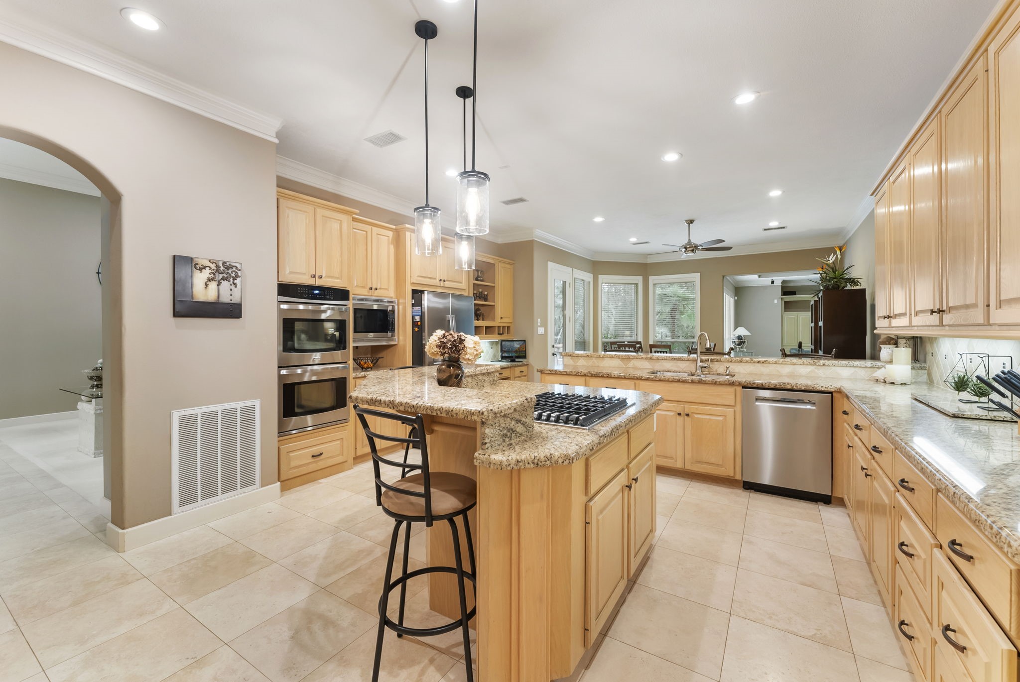 3 Stone Springs Circle Spring, TX 77381 - Photo 9 of 36