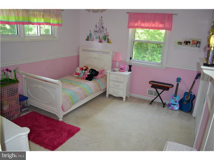 906 Georgetown Road Swarthmore, PA 19081 - Photo 14 of 18 Gallery Image 14