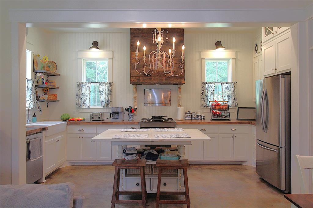 3542 Parish Line Road Doyline, LA 71023 - Photo 5 of 25 Gallery Image 5