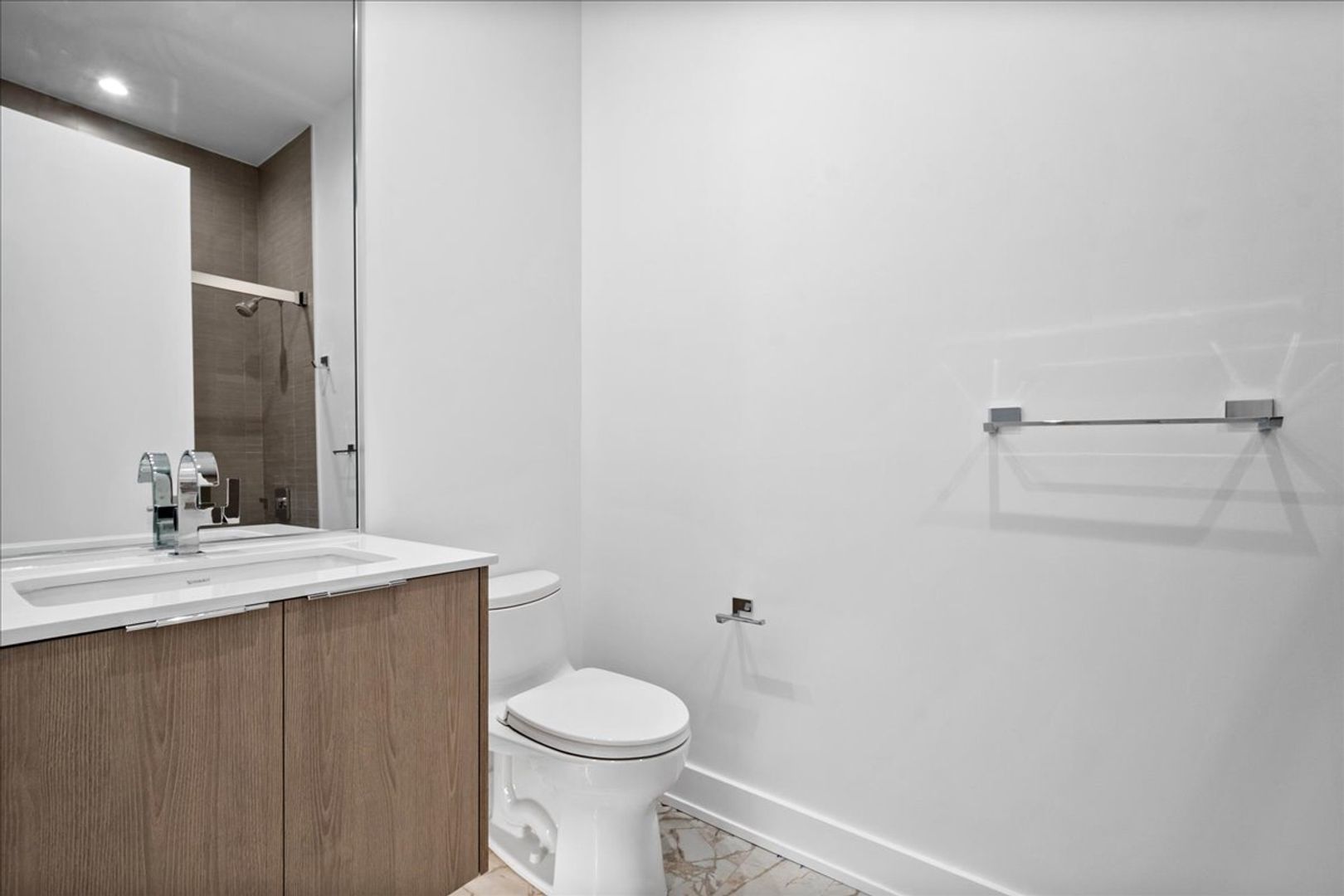 728 Waukegan Road, Unit 209 Deerfield, IL 60015 - Photo 19 of 28