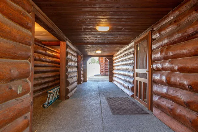 $725,000 | 19012 West Pommier Road, Cheney, WA 99004