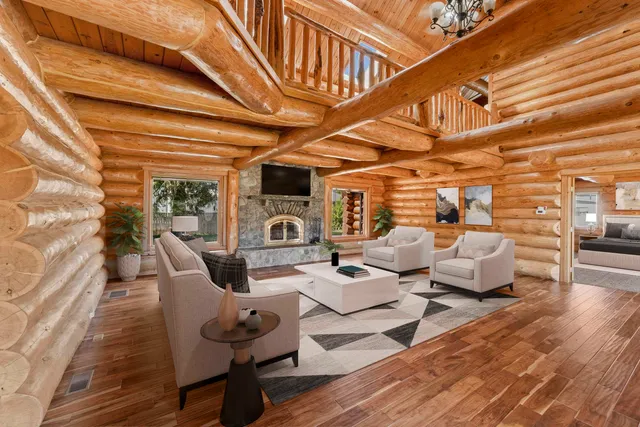 $725,000 | 19012 West Pommier Road, Cheney, WA 99004