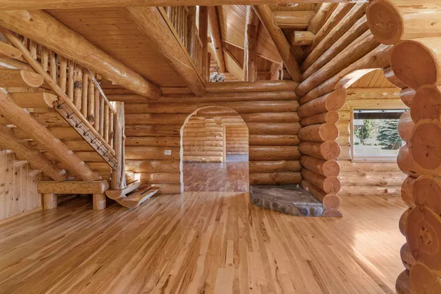 $725,000 | 19012 West Pommier Road, Cheney, WA 99004