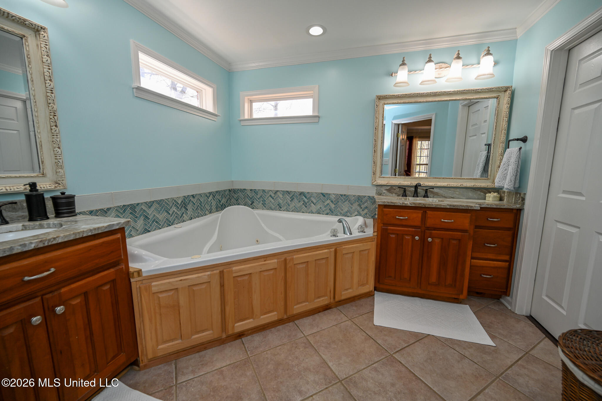 3346 Kyle Lane Hernando, MS 38632 - Photo 38 of 52 Primary Bathroom