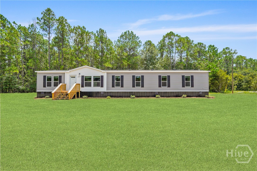 223 Maple Road Northeast Ludowici, GA 31316 - Photo 1 of 53