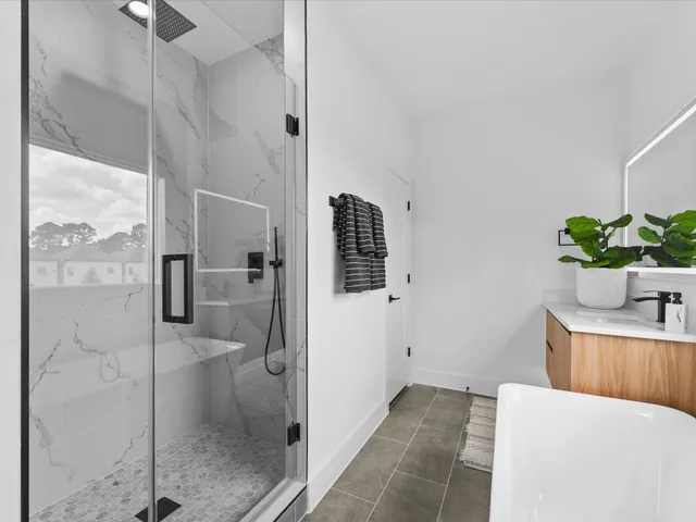 $349,990 | 2582 West Tidwell Road, Houston, TX 77091