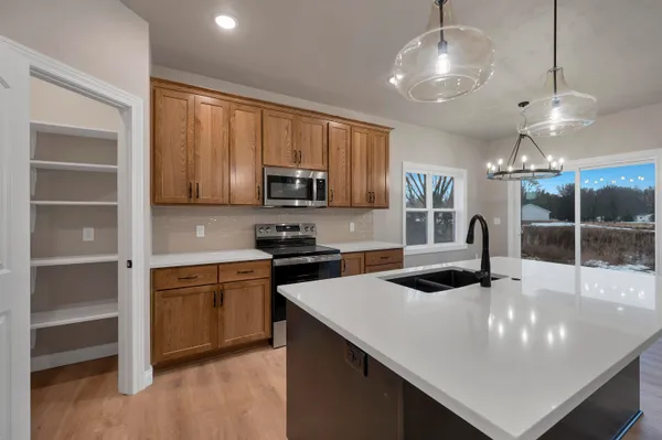 $473,900 | 4975 Water Mint Ct Green, Green Bay, WI 54313