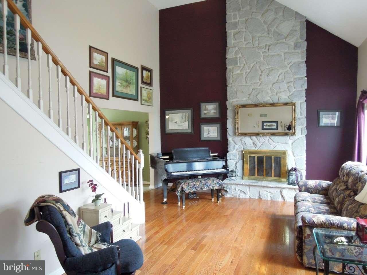 40 Regency Circle Gettysburg, PA 17325 - Photo 3 of 18 Gallery Image 3