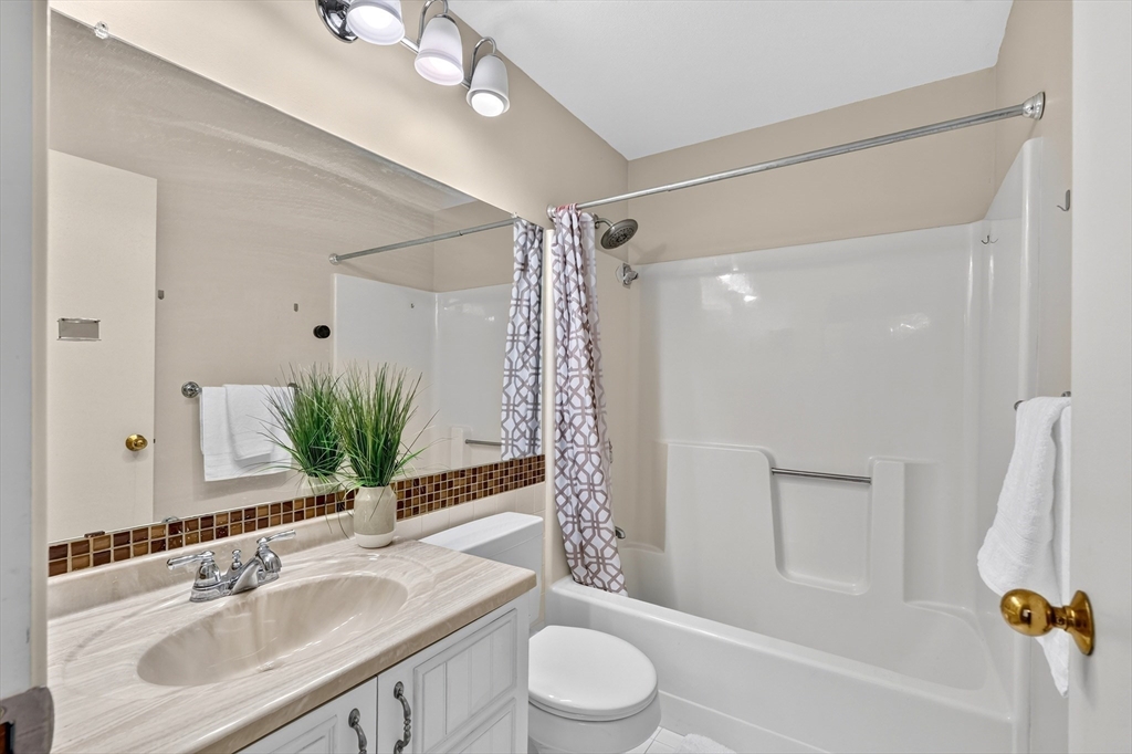 269 Cambridge Road, Unit 608 Woburn, MA 01801 - Photo 12 of 38
