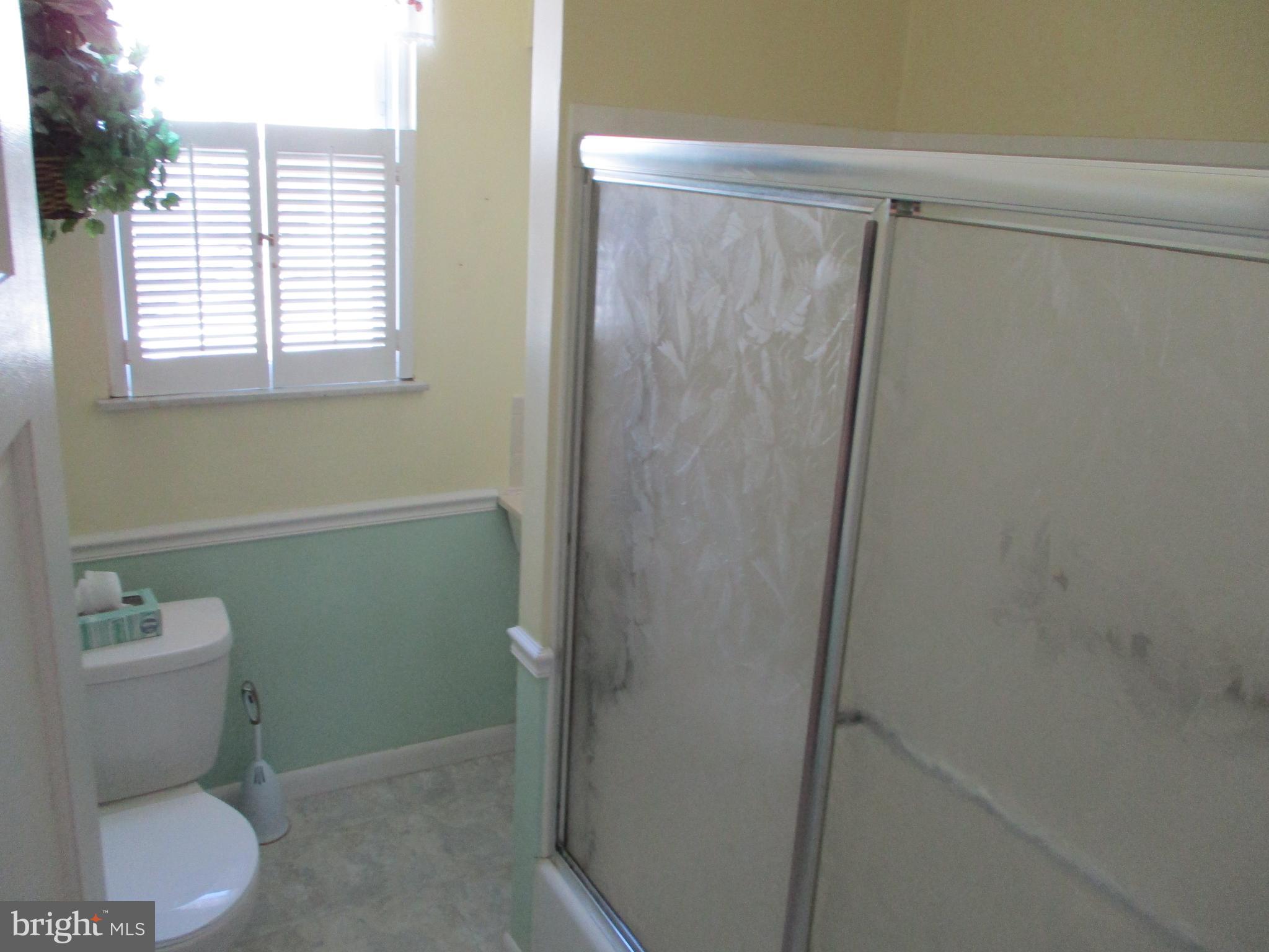 7214 Dungan Road Philadelphia, PA 19111 - Photo 15 of 19