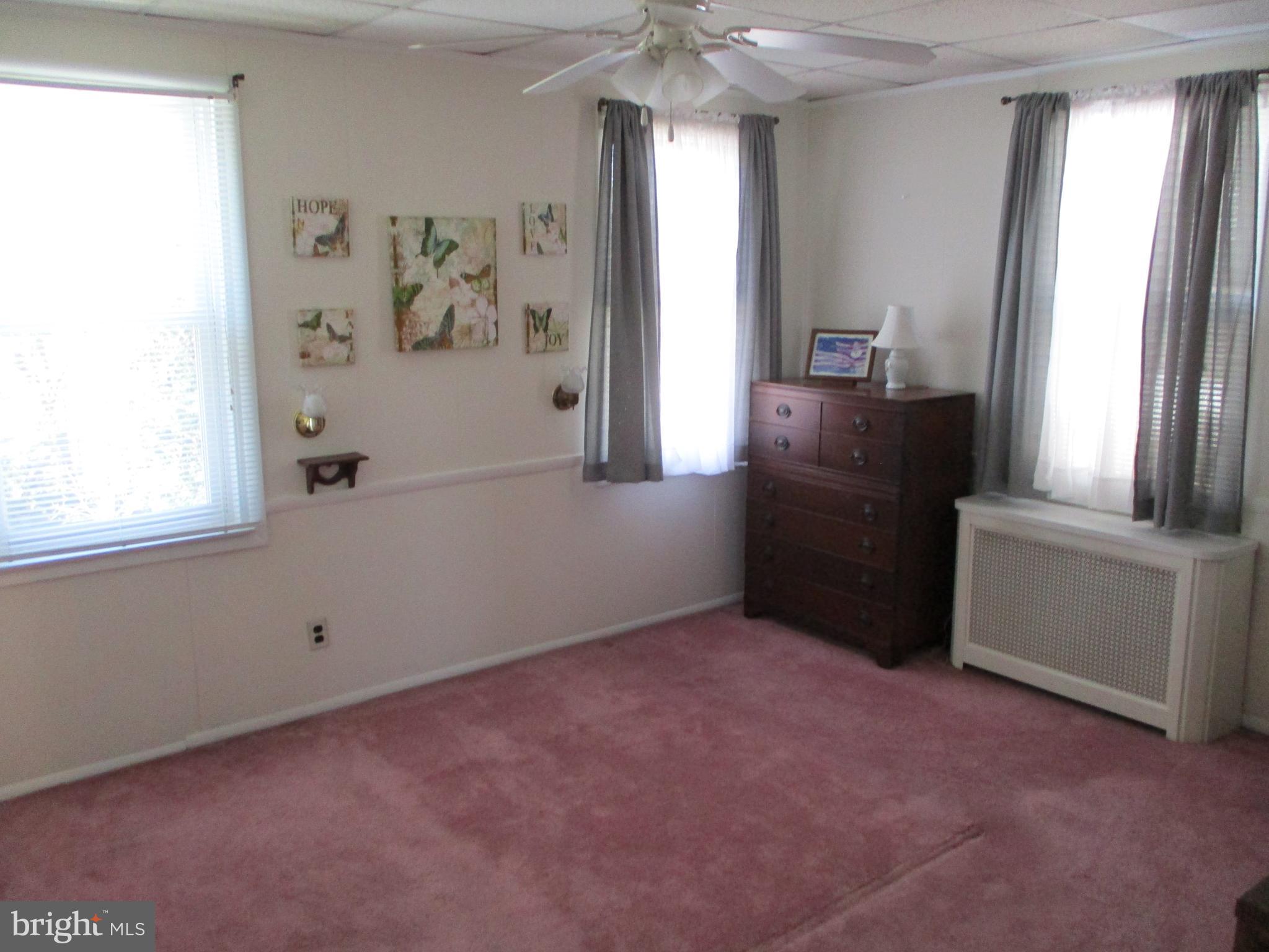 7214 Dungan Road Philadelphia, PA 19111 - Photo 17 of 19