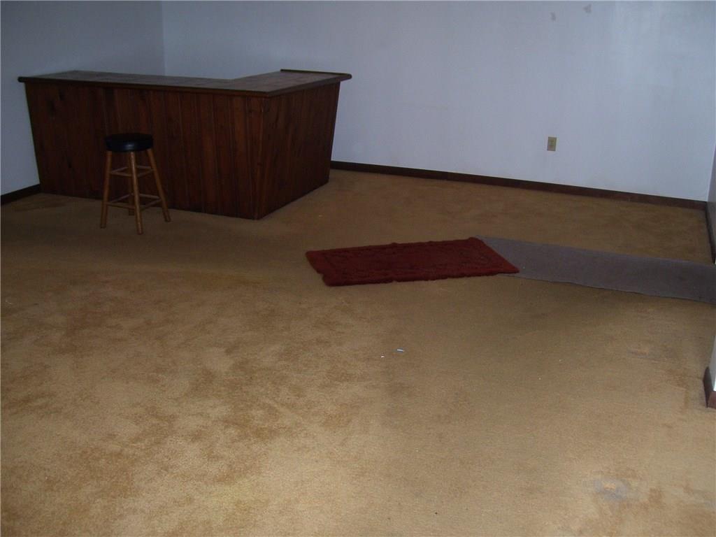 25 Pontiac Road Pittsburgh, PA 15241 - Photo 11 of 15 Lower level gameroom with built-in bar