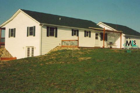 5071 5 Lakes Road North Branch, MI 48461 - Photo 4 of 9 643808-3.JPG