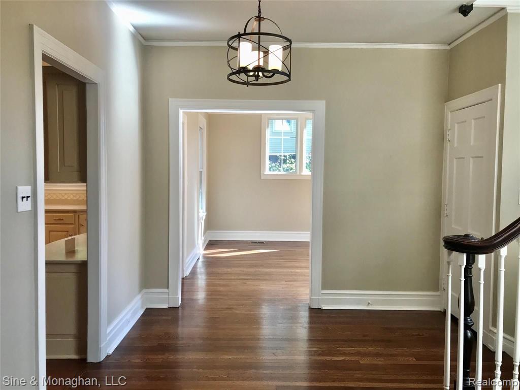 36 Colonial Road Grosse Pointe Shores, MI 48236 - Photo 12 of 60