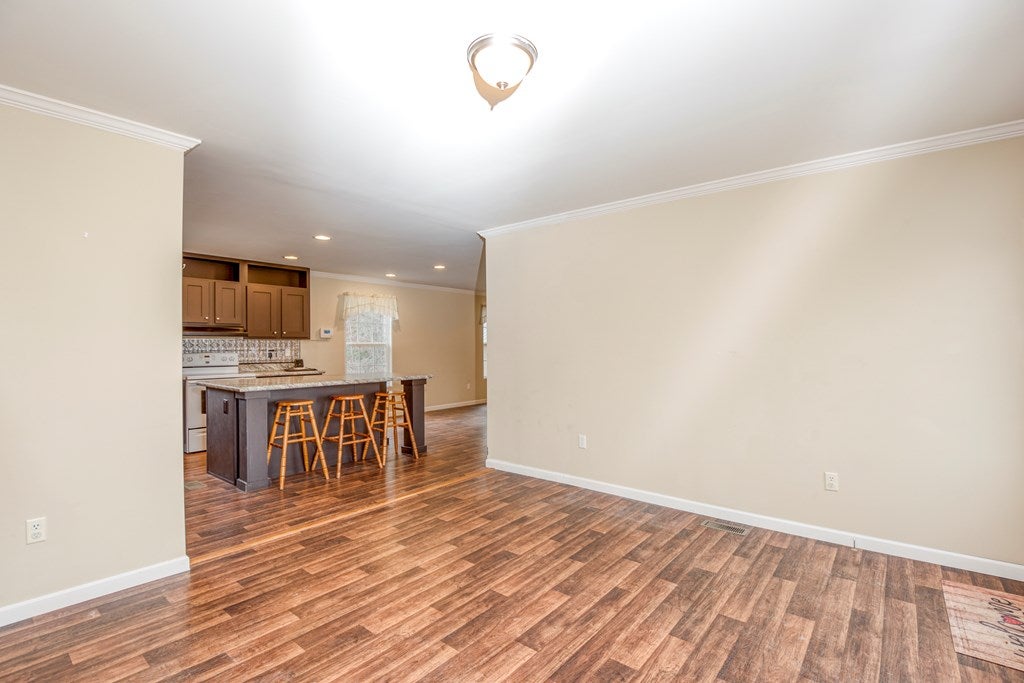 12312 Rich Valley Road Bristol, VA 24202 - Photo 26 of 31 Gallery Image 26