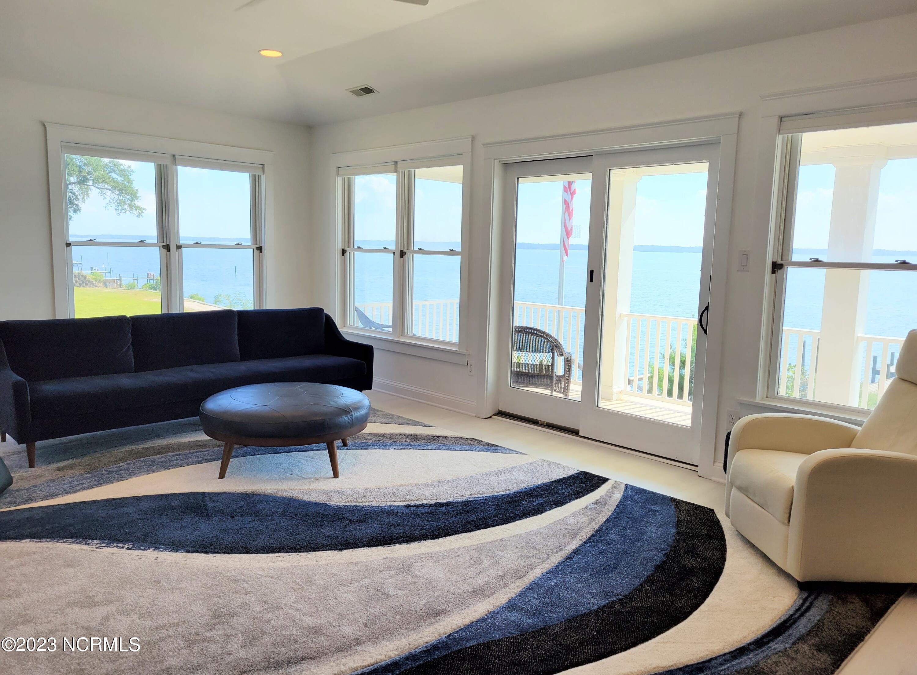 1129 Bennett Road, Unit 6A Minnesott Beach, NC 28510 - Photo 3 of 30 Living Room