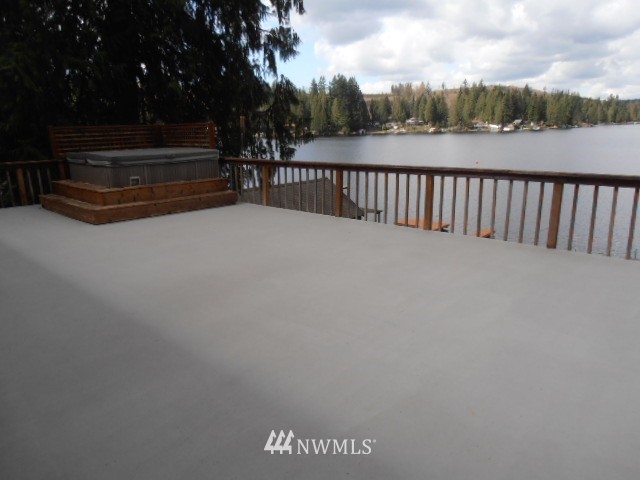 2322 South Lake Roesiger Road Snohomish, WA 98290 - Photo 13 of 15