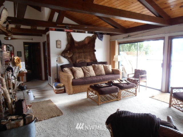 2322 South Lake Roesiger Road Snohomish, WA 98290 - Photo 3 of 15
