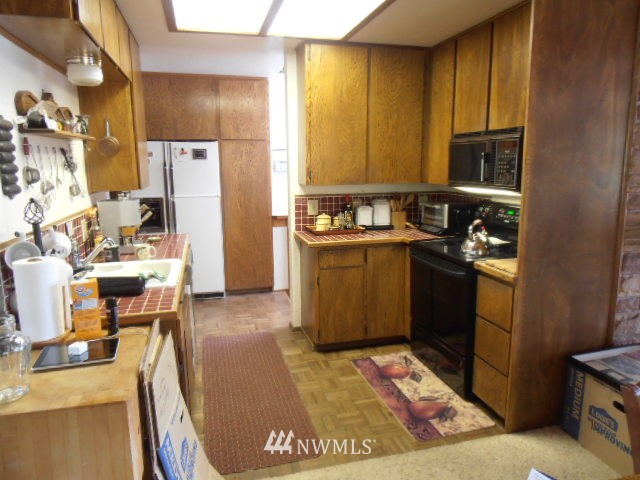 2322 South Lake Roesiger Road Snohomish, WA 98290 - Photo 5 of 15