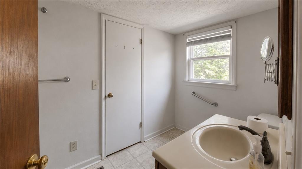 962 Willow Springs Road Dallas, GA 30132 - Photo 20 of 39