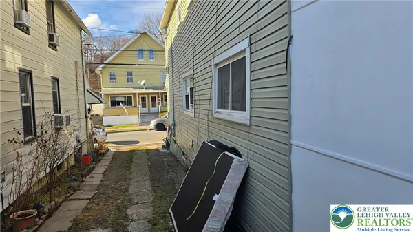 $265,000 | 137 Madison Street, Wilkes Barre, PA 18702