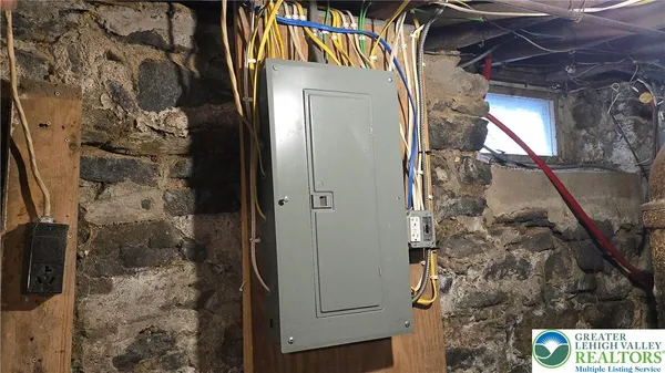 $265,000 | 137 Madison Street, Wilkes Barre, PA 18702