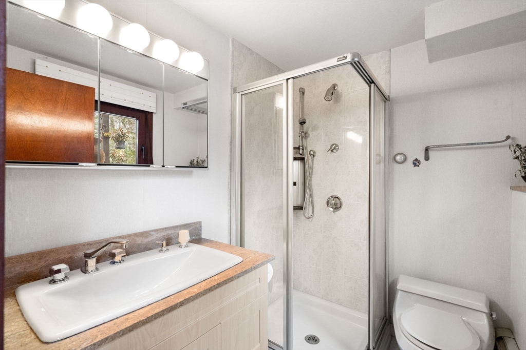 21 Knight Road Framingham, MA 01701 - Photo 13 of 24