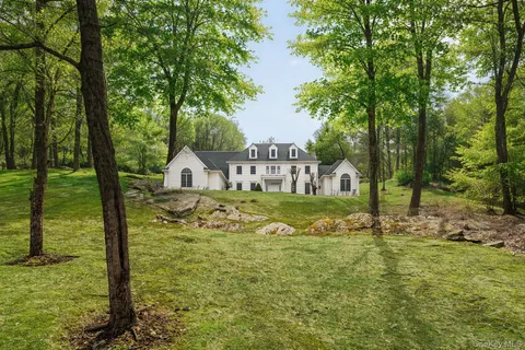 $1,995,000 | 58 Old Logging Road, Bedford, NY 10506