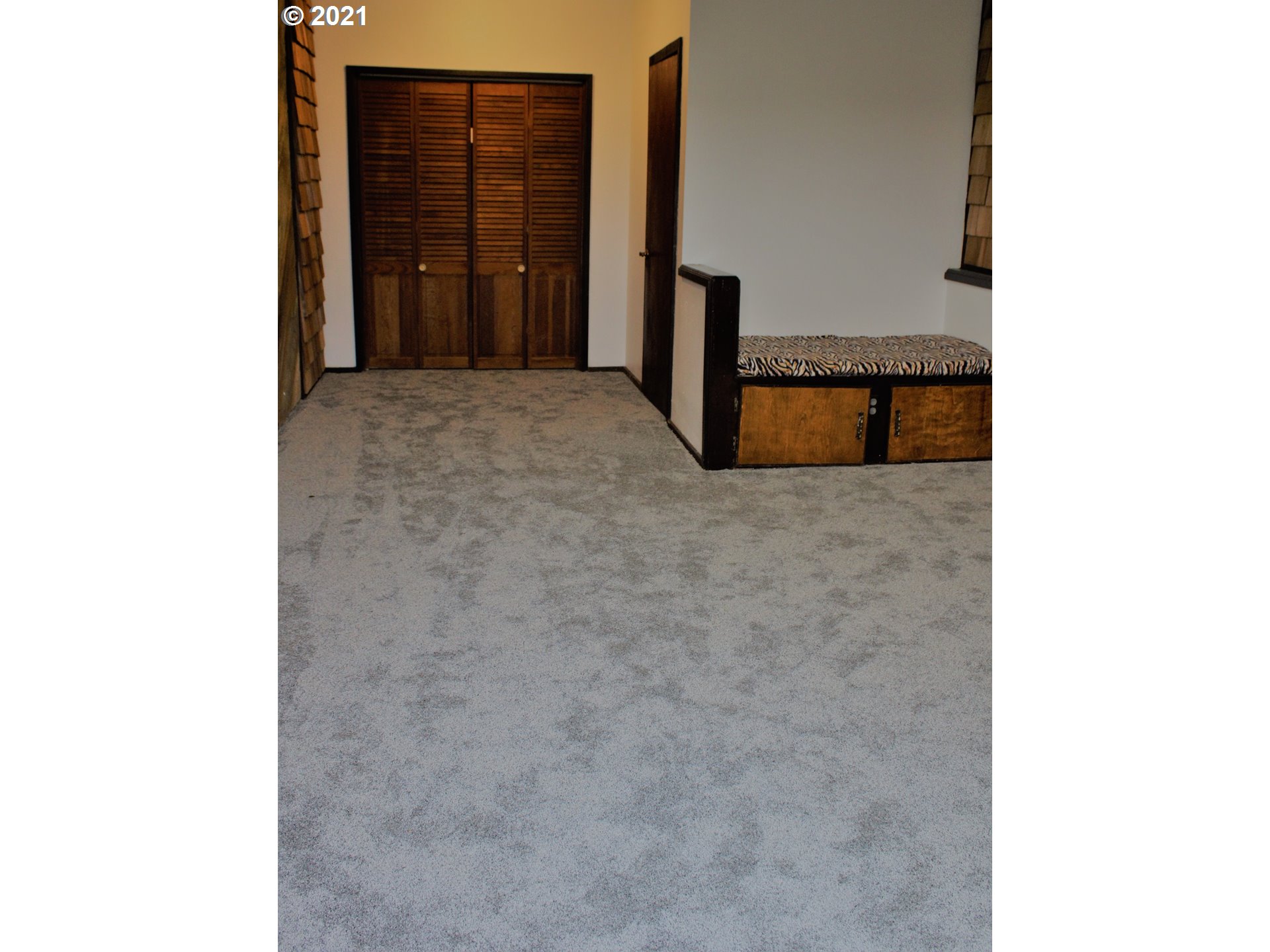 1275 Harris Street Myrtle Point, OR 97458 - Photo 11 of 20 Gallery Image 11