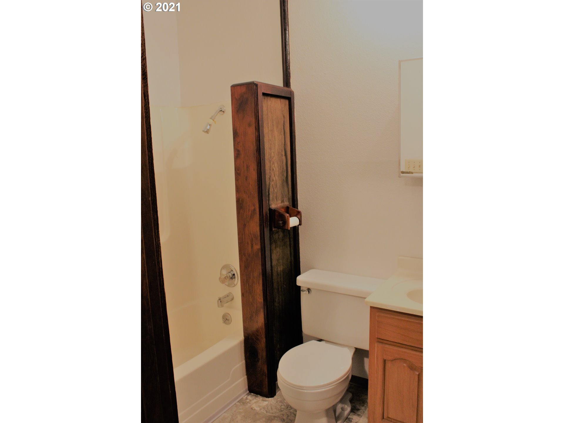 1275 Harris Street Myrtle Point, OR 97458 - Photo 12 of 20 Gallery Image 12