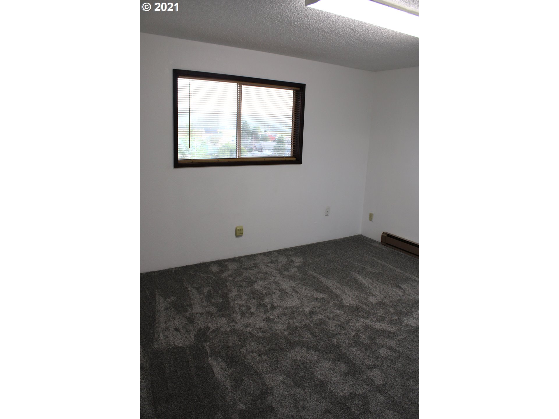 1275 Harris Street Myrtle Point, OR 97458 - Photo 9 of 20 Gallery Image 9