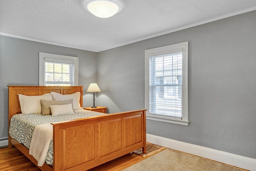 73 Wedgewood Road Newton, MA 02465 - Photo 11 of 24